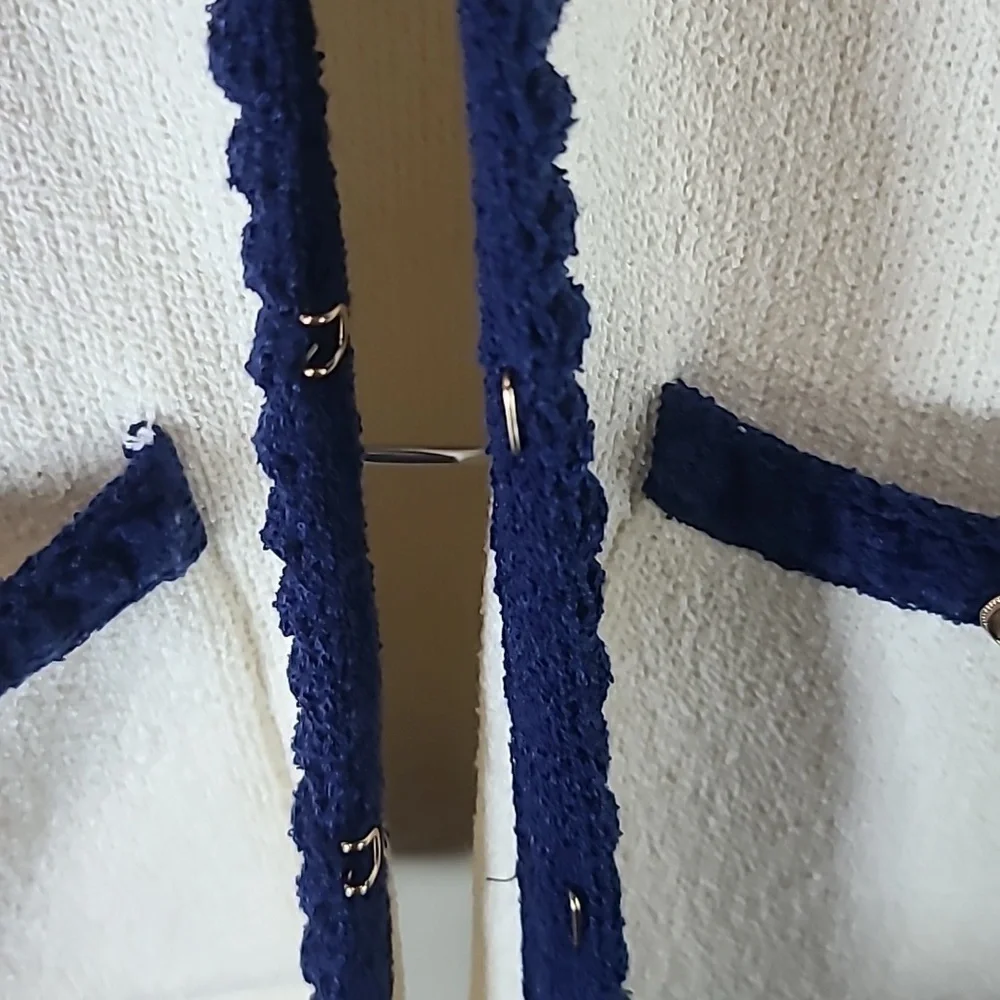 MAEVE by Anthropologie Collarless Tipped Knit Jacket in Beige and Blue - Picture 4 of 9